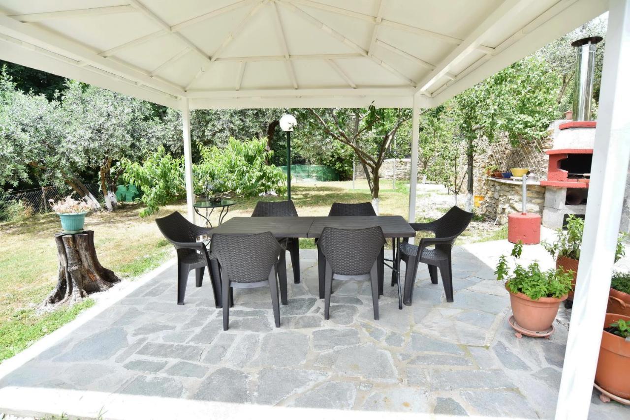 Xenophon House Villa Palaiontsiflikion Exterior photo
